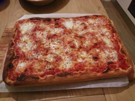 Pizza in teglia