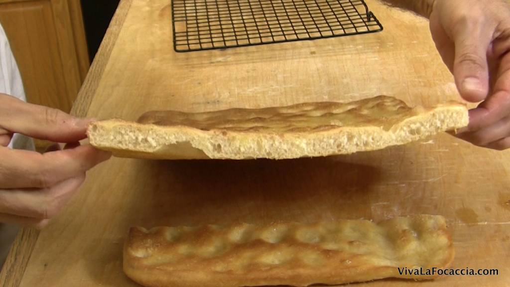 Ricetta Focaccia Genovese Morbida - Alveolatura