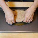 Schiacciare l'impasto