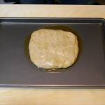 impasto unto lasciato a riposare nella teglia